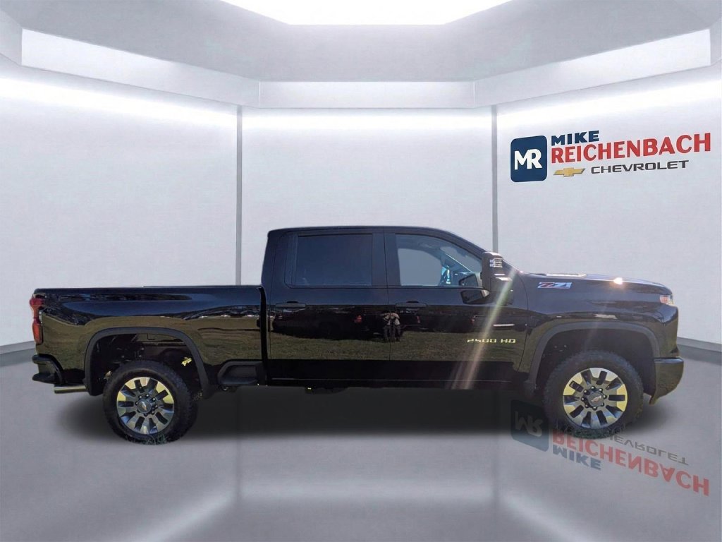 New 2026 Chevrolet Silverado 2500 Custom w/ Custom Value Package AWD/4WD image 4