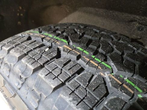 Used 2021 GMC Sierra 1500 Elevation w/ Preferred Package image 16