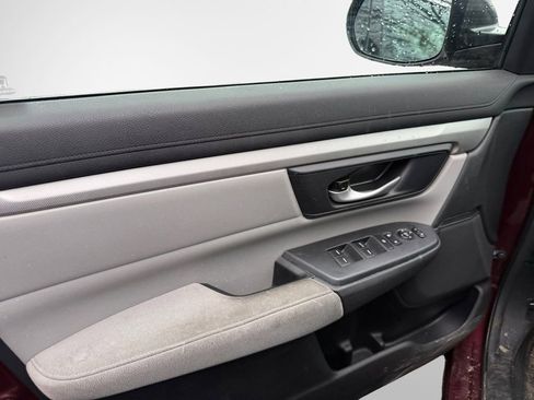 Used 2019 Honda CR-V LX image 14