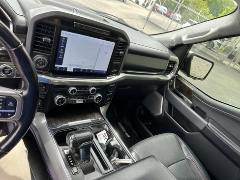 Used 2021 Ford F150 Lariat w/ Equipment Group 502A High AWD/4WD image 11