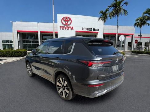 Used 2025 Mitsubishi Outlander SEL FWD image 7