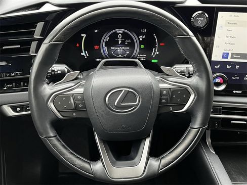 Used 2024 Lexus RX 450h AWD w/ Luxury Package image 11