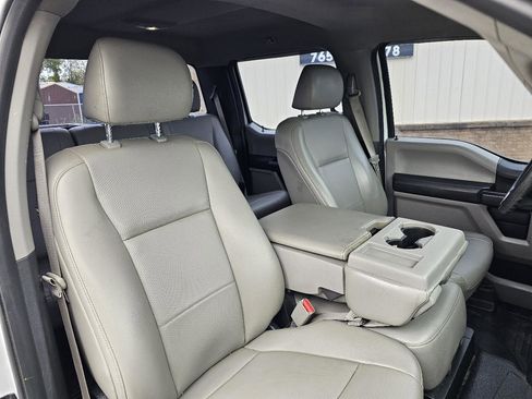 Used 2017 Ford F250 XL w/ Power Equipment Group AWD/4WD image 22