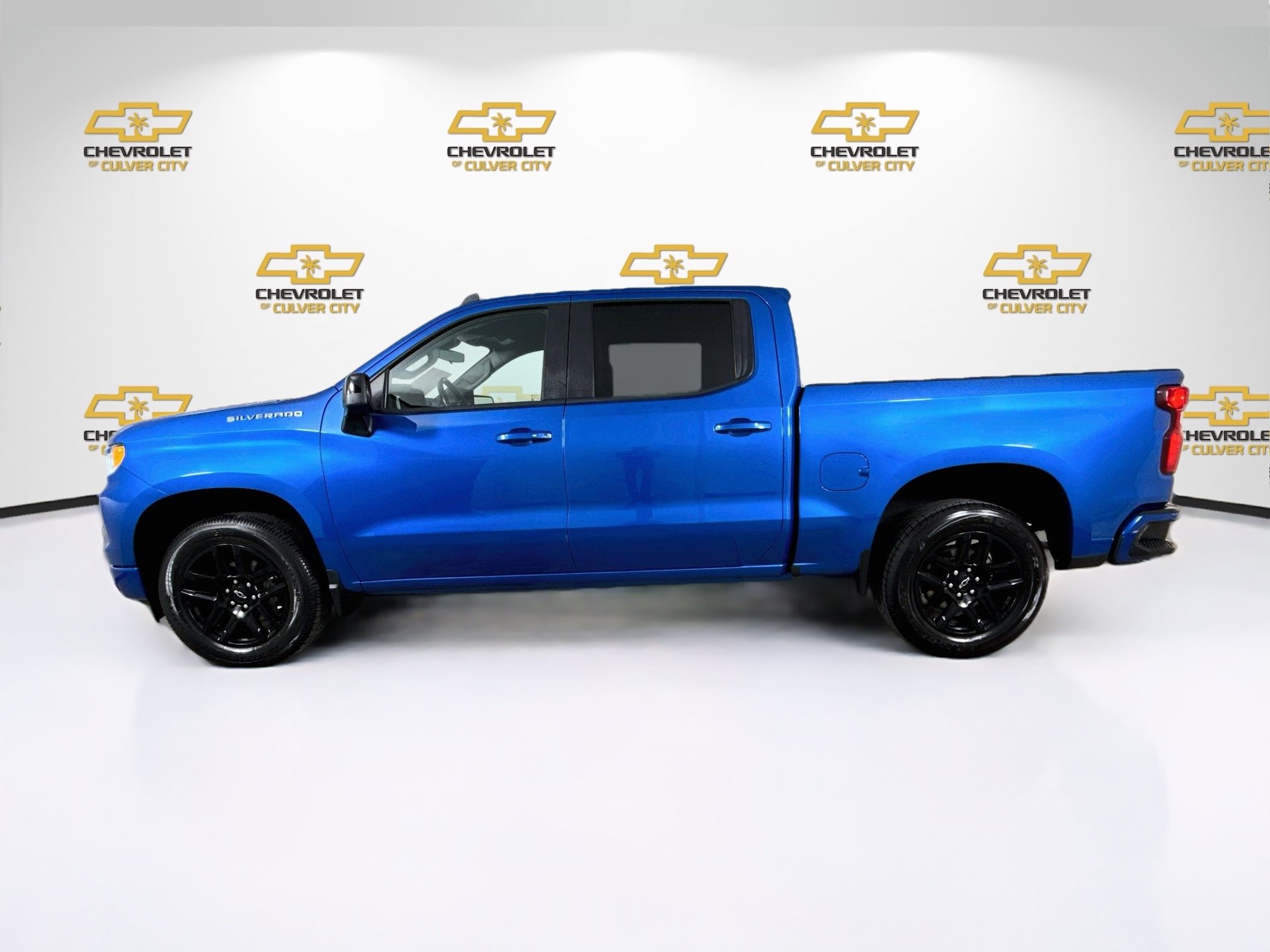 Used 2022 Chevrolet Silverado 1500 RST w/ Protection Package RWD image 5