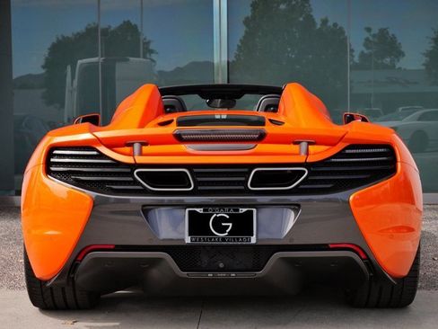 Used 2015 McLaren 650S Spider image 5