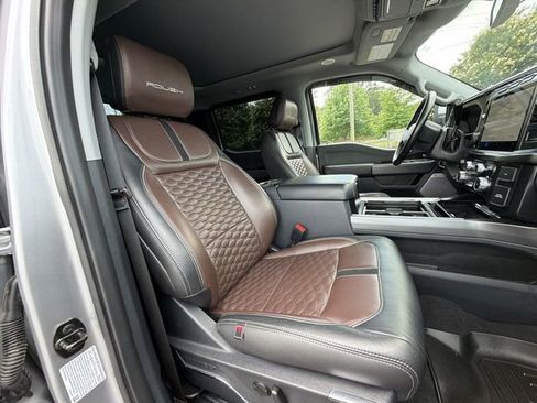 Used 2023 Ford F250 Lariat w/ Lariat Ultimate Package AWD/4WD image 30