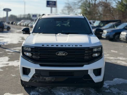 New 2025 Ford Expedition Max Platinum w/ Stealth Performance Package image 14