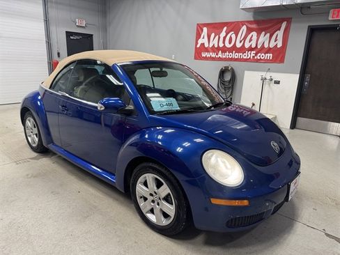 Used 2007 Volkswagen Beetle Convertible w/ Package 1 image 1