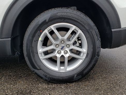 New 2026 Ford Explorer Active image 14