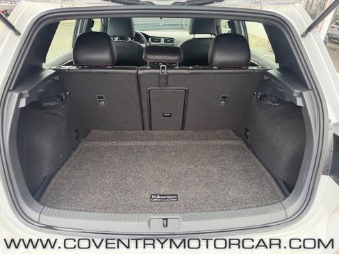 Used 2017 Volkswagen GTI SE FWD image 17