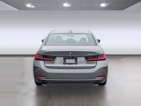 Used 2025 BMW 330i Sedan image 10