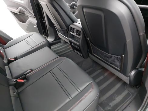 Used 2026 Porsche Cayenne Coupe image 13