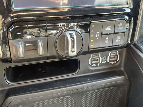 Used 2022 RAM 1500 Limited w/ Trailer Tow Group image 19