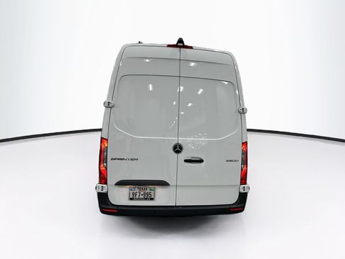 Used 2026 Mercedes-Benz Sprinter 2500 image 6
