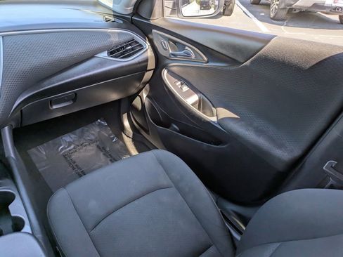Used 2023 Chevrolet Malibu LS image 16