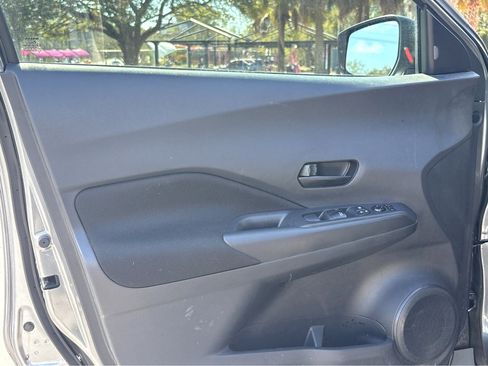 Used 2023 Nissan Kicks S image 15