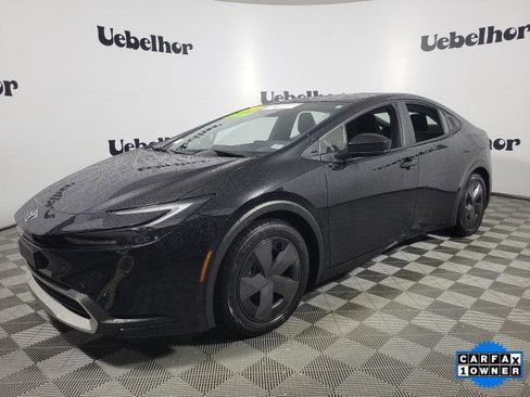 Certified 2024 Toyota Prius Prime SE image 3