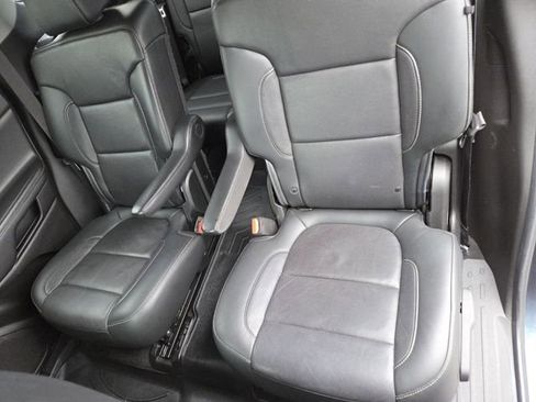 Used 2020 GMC Acadia SLT image 27