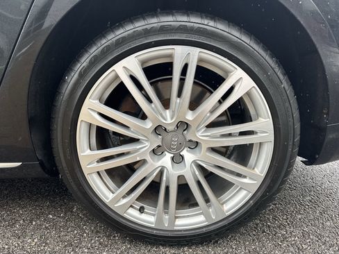 Used 2015 Audi A8 L 4.0T w/ Premium Package image 34