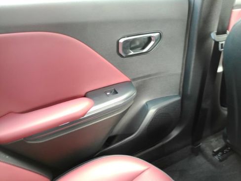 Used 2025 Kia K4 EX w/ GT-Line Premium Package FWD image 30