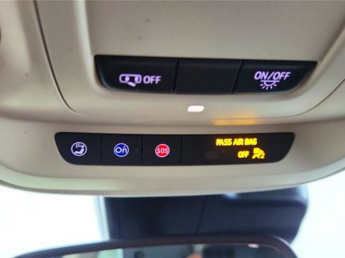 Used 2021 Buick Envision Preferred image 42