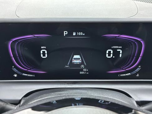 Certified 2025 Kia Seltos S image 24