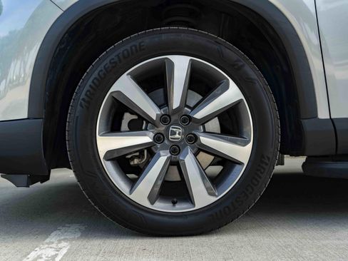 Used 2024 Honda Pilot Elite image 14