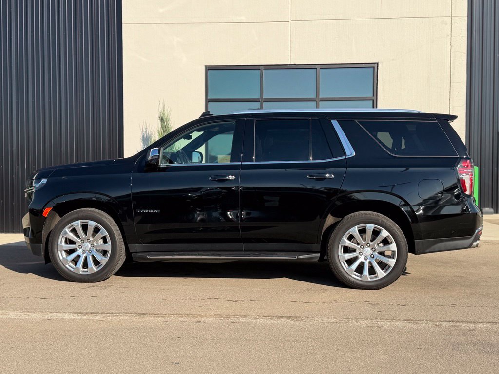 Used 2021 Chevrolet Tahoe Premier w/ Premium Package AWD/4WD image 2
