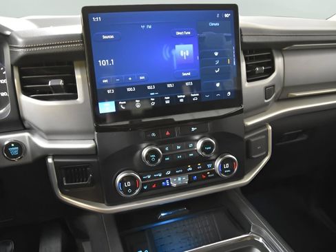 Used 2024 Ford Expedition Max XLT RWD image 26
