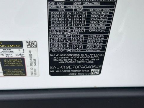 Certified 2023 Land Rover Range Rover Autobiography AWD/4WD image 38