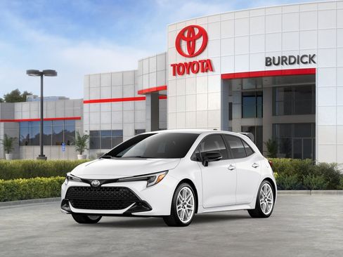 New 2026 Toyota Corolla SE FWD image 2