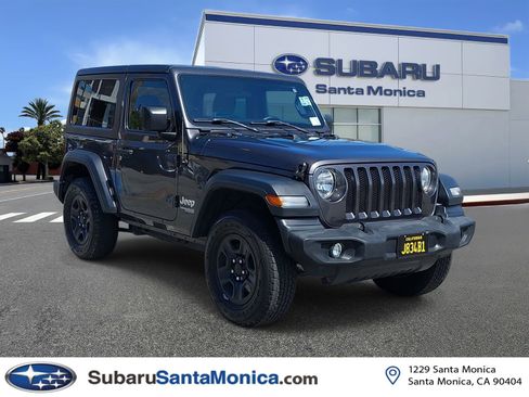 Used 2018 Jeep Wrangler Sport AWD/4WD image 1