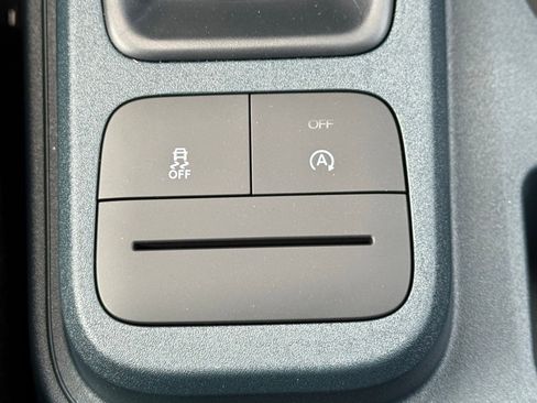 New 2026 Ford Maverick Lariat w/ Black Appearance Package image 26