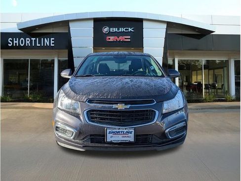 Used 2015 Chevrolet Cruze LT image 10