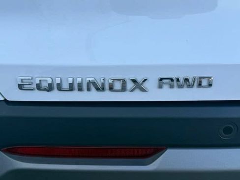 Certified 2025 Chevrolet Equinox LT AWD/4WD image 10