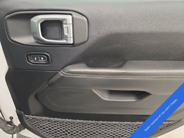 Used 2019 Jeep Wrangler Unlimited Sahara AWD/4WD image 12