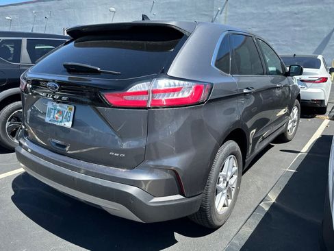 Used 2024 Ford Edge SEL AWD/4WD image 2