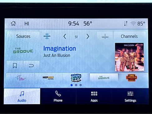 Used 2024 Ford Explorer XLT w/ Equipment Group 202A image 7