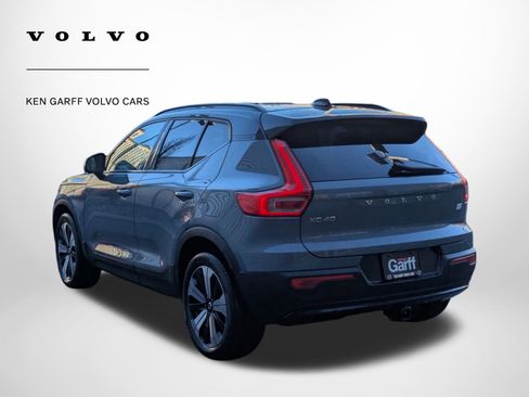 Certified 2023 Volvo XC40 Recharge Plus image 5