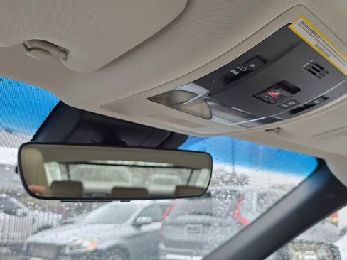 Used 2019 Lexus ES 300h image 28