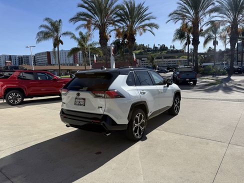 Certified 2025 Toyota RAV4 XSE image 29