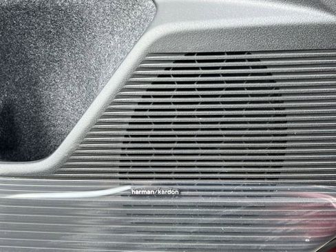 New 2026 Subaru Outback Touring XT image 27