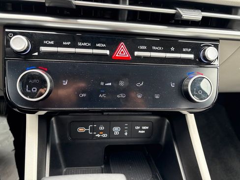 Certified 2025 Hyundai Tucson SEL FWD image 25