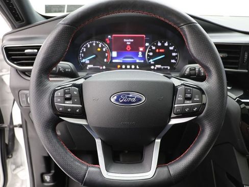 Used 2022 Ford Explorer ST-Line w/ Class IV Trailer Tow Package image 17