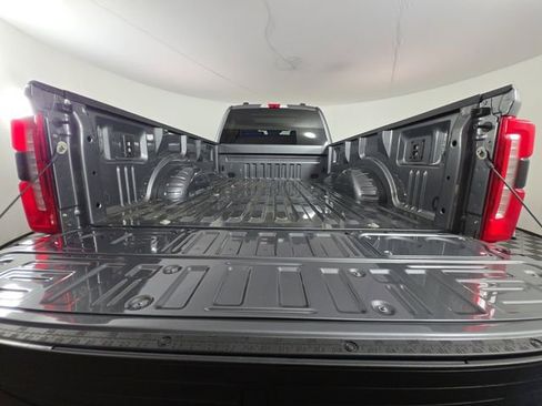 Certified 2025 Ford F350 Lariat w/ FX4 Off-Road Package AWD/4WD image 16