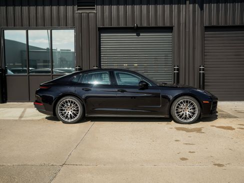 New 2026 Porsche Panamera 4 image 13