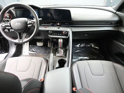Certified 2025 Hyundai Elantra N Line image 18