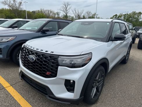 New 2026 Ford Explorer ST w/ Sun And Sound Package AWD/4WD image 17