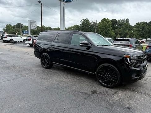 New 2026 Ford Expedition Max Platinum w/ Stealth Performance Package AWD/4WD image 9