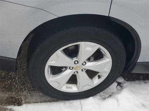 Used 2015 Subaru Forester 2.5i Premium w/ All-Weather Package image 5